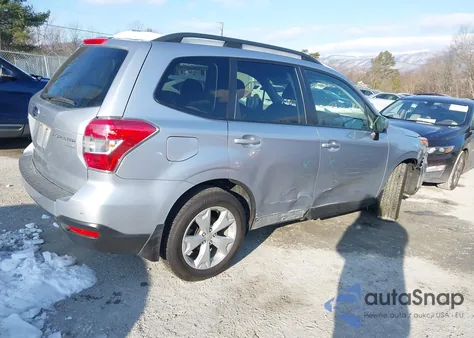 2016 Subaru Forester 2.5I Premium z USA, uszkodzony, nr VIN JF2SJADC9GH447424